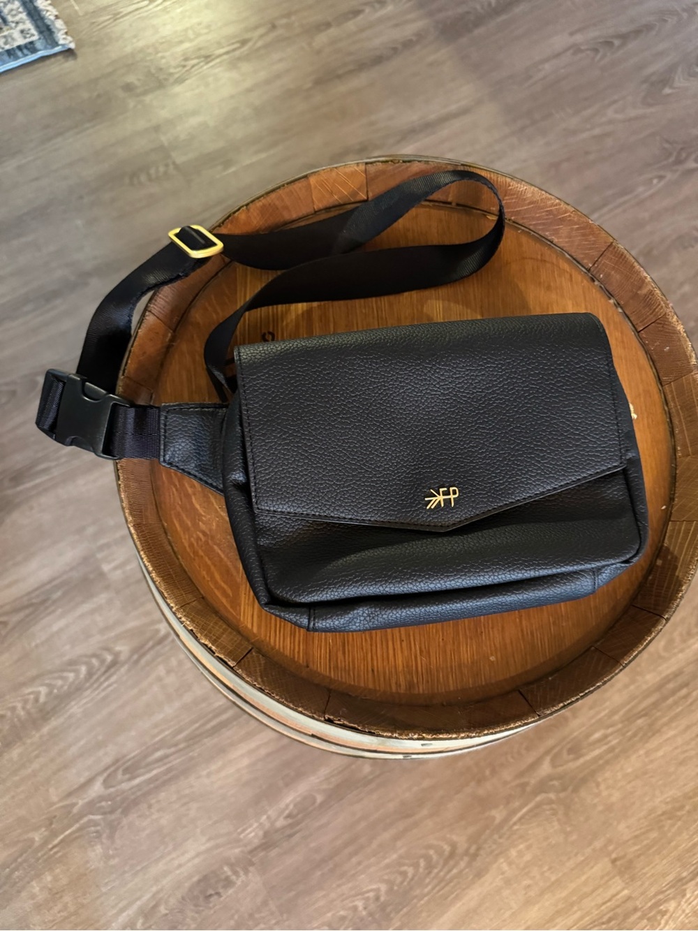 Black Leather Crossbody Waist Bag - Freshly Picked